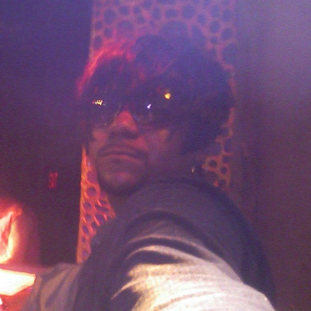 Meet your Posher, Marlon